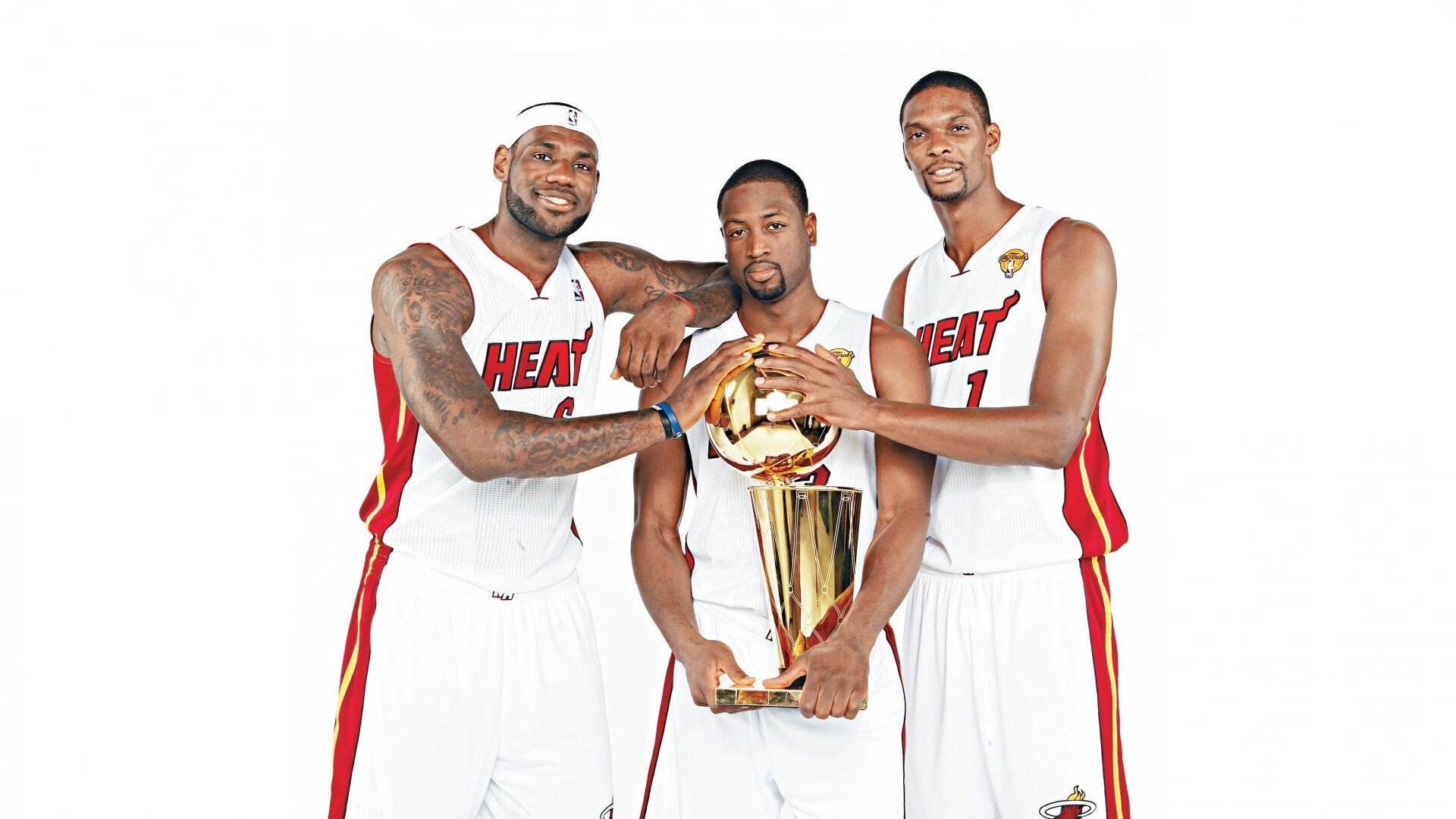 NBA战队受邀参与拳头官方表演赛，nba团队